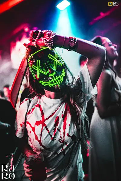 Capa do álbum RaroWeen, 16 de out. de 2021: 913 fotos
