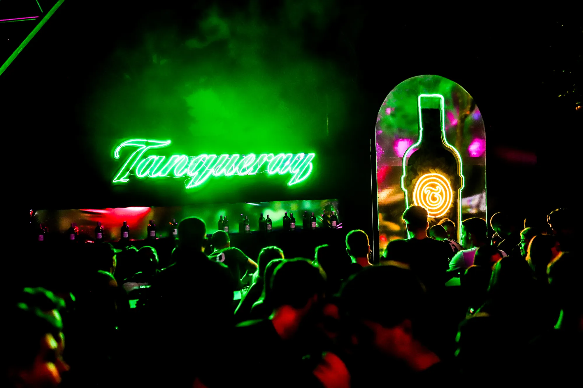 Ativação Tanqueray · Johnnie Walker Blonde · Ketel One · Amstel · Red Bull · Coca-Cola em MINEIRINHA 2024